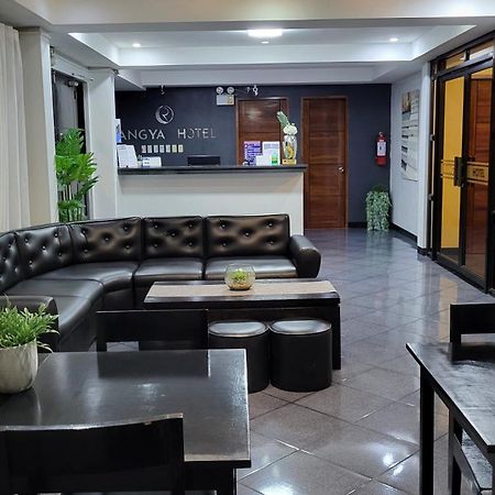 Rangya Hotel Tagaytay City Екстер'єр фото